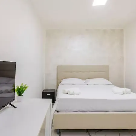 Апартаменты Kiros - 6 Personnes - Check In H24 - Wifi Лион